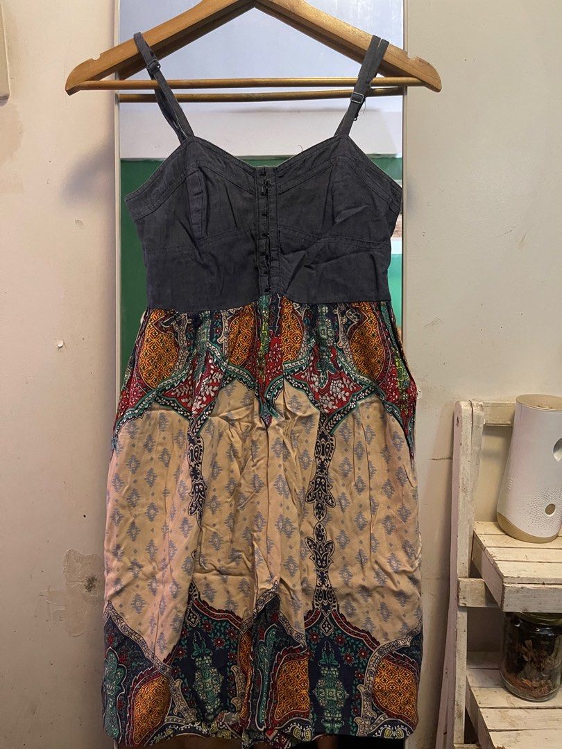 Summer Dress (Category: Dresses) located in Manila. Submitted by lovedaleee (Listing ID 1377415549, Image 1). Description: .
