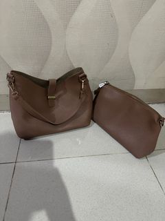 (Kategori: ) berada di . Dikirim oleh brandedstuff95 (ID iklan 1377497378, Gambar 1). Deskripsi: .