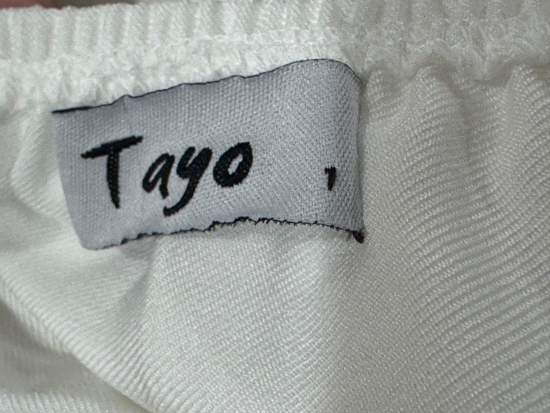 Tayo Studio Penelope White Mini Dress (Category: Dresses) located in Quezon City. Submitted by prebyeee (Listing ID 1377432106, Image 2). Description: Used once for a party With side pockets 💯 Size: XS-S.