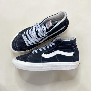 (Kategori: ) berada di . Dikirim oleh legalizekidswear (ID iklan 1377439140, Gambar 1). Deskripsi: .