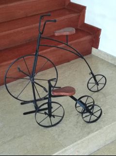 (Category: ) located in . Submitted by goodbuy_bestbuy_mustbuy (Listing ID 1377399155, Image 1). Description: .