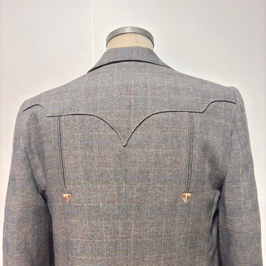 Vintage Grey Houndstooth Western Blazer Tailored Jacket (Category: Coats, Jackets and Outerwear) located in Baguio. Submitted by jimbles_28 (Listing ID 1377523557, Image 3). Description: Made in U.S.A Tagged size 40 Measurements: length front 31 inches sleeve length - 26 inches shoulder width 17.5 inches width(pit to pit)- 22 inches .