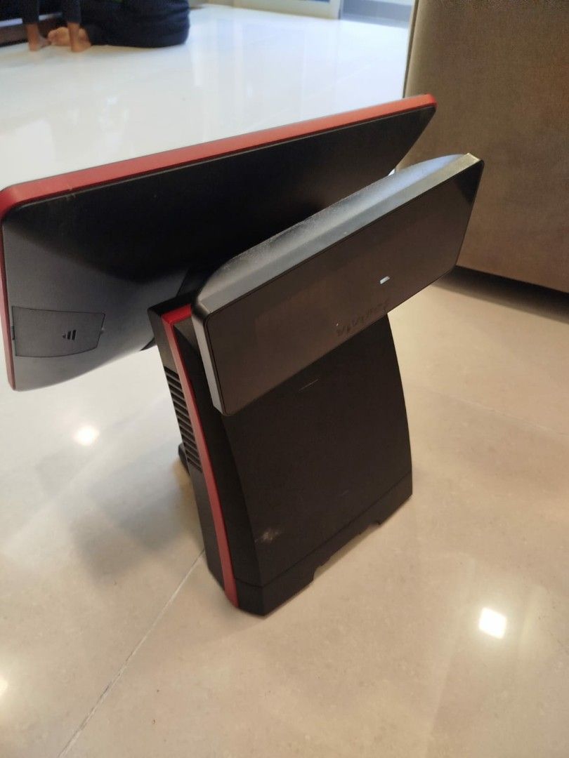 VIVIPOS POS System (Category: Office & Business Technology) located in Singapore. Submitted by kenyalang_bakes (Listing ID 1377421156, Image 3). Description: - Used VIVIPOS POS system - Includes main touchscreen display - Includes secondary customer-facing display - Red and black color scheme - In working condition - This is only hardware only , no pos software includes.