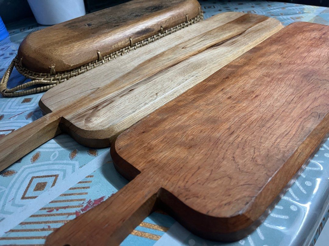 Wooden serving/Chopping boards (Category: Other Kitchenware & Tableware) located in Angeles City. Submitted by goodbuysathome (Listing ID 1377376123, Image 3). Description: Take all 500 Add sf 104 Jnt large pouch(Luzon) GCash payment .