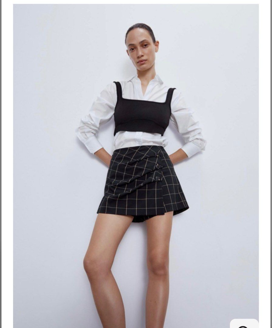 Zara skort (Category: Other Bottoms) located in Valenzuela. Submitted by dimxxt (Listing ID 1377379826, Image 3). Description: Selling: Original Zara skort Size: Small (Fits to 24) No Issue RFS: Need funds Delivery options: J&T (weekends only), grab or lalamove Mode of payment: BDO or gcash Location: valenzuela.