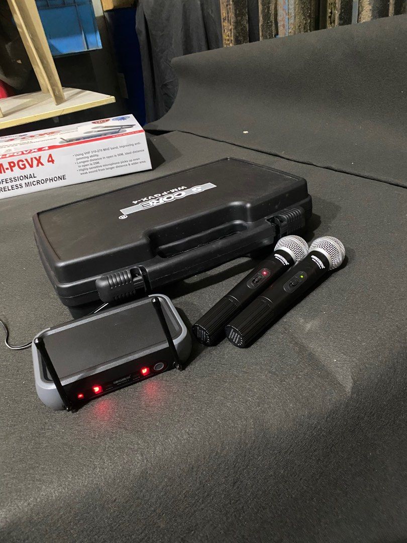 2Pcs Wireless Mics With Receiver63222276726401114