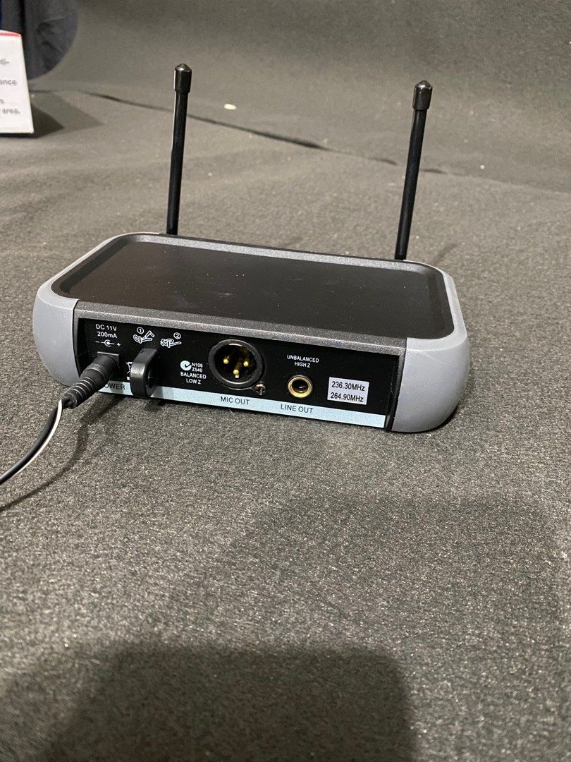 2Pcs Wireless Mics With Receiver63222276726401113