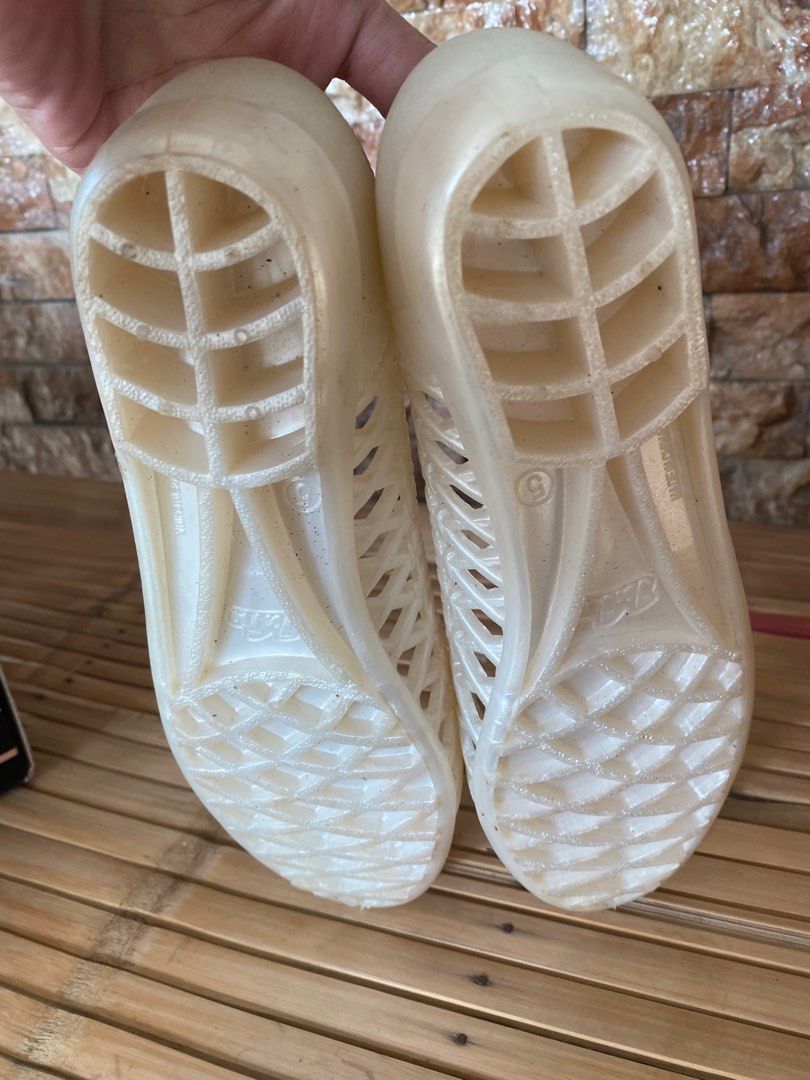 Aldo Flat Shoes (Category: Flats & Sandals) located in Manila. Submitted by nallazaid (Listing ID 1377618282, Image 3). Description: Brand New best fit Us7.