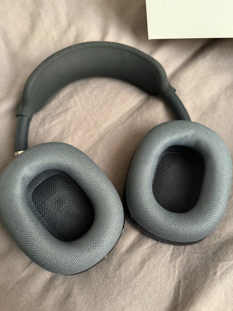 Apple airpods max 2 2024 (USBC) Midnight color, 音響器材, 頭戴式/罩耳式耳機