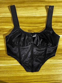 (Category: ) located in . Submitted by declutterbydani__ (Listing ID 1377697558, Image 1). Description: .