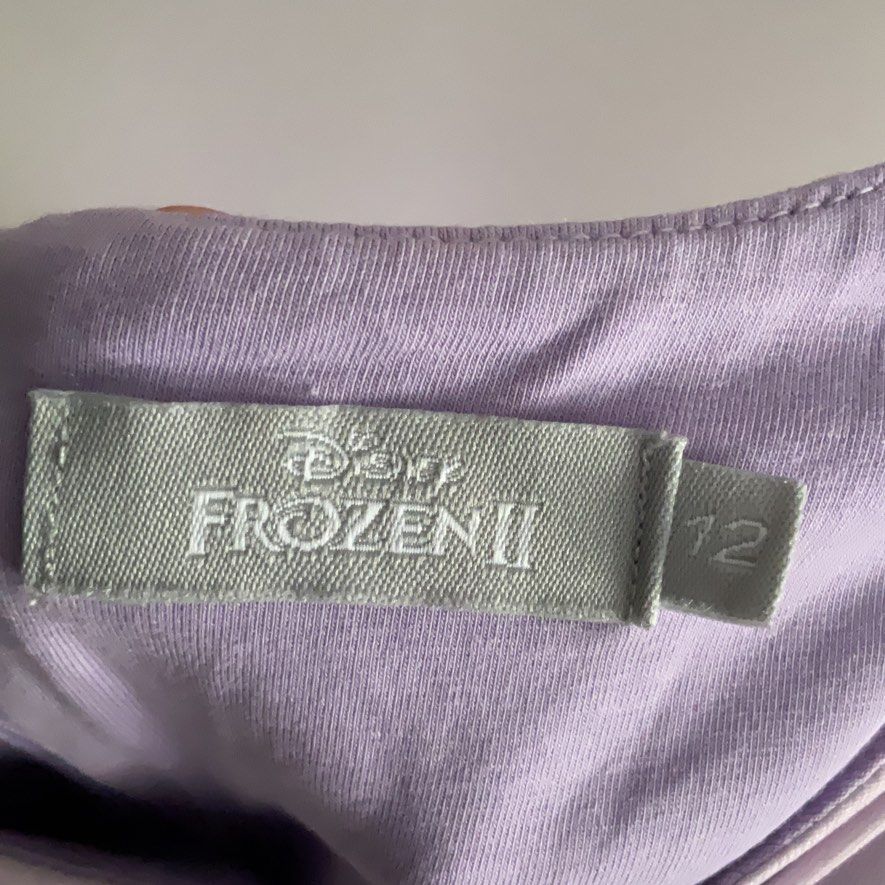 Authentic Disney Frozen Dress (Category: Babies & Kids Fashion) located in Singapore. Submitted by cardiacc (Listing ID 1377655560, Image 3). Description: Size 12 - fits 10 to 12 year olds best Authentic dress with fantastic material quality. My little sister wore this dress once but grew out of it, so I’m letting it go for cheap!.