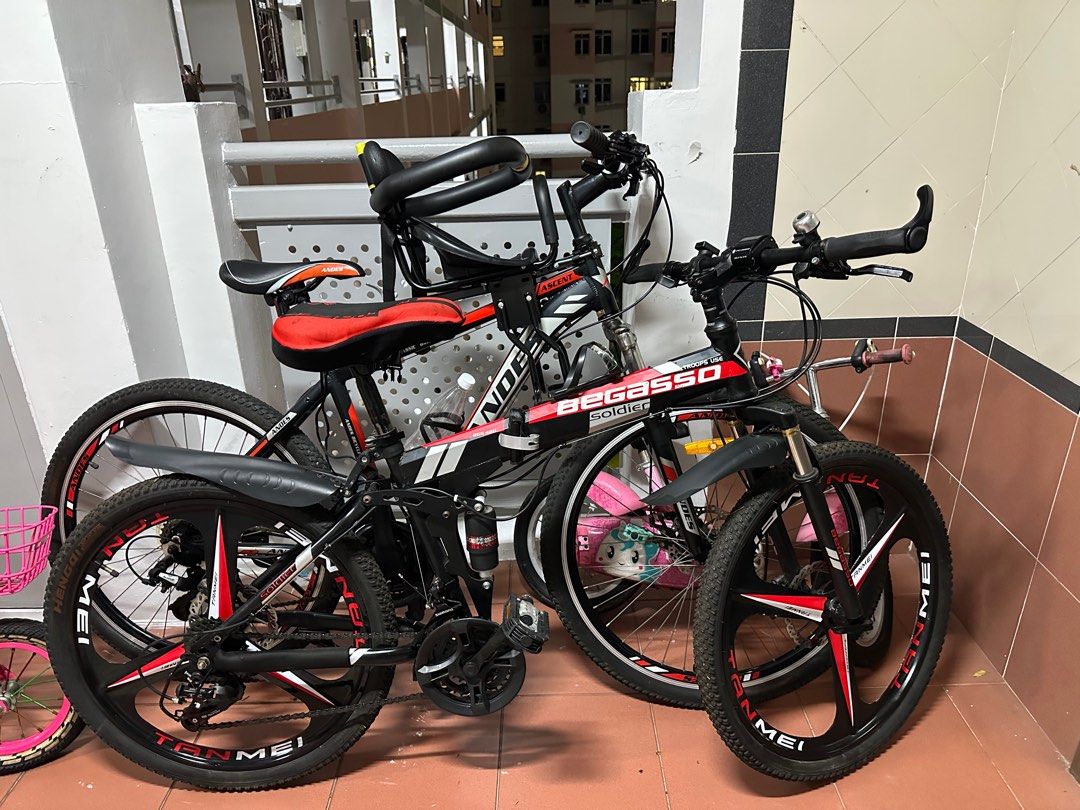 Beggaso (Category: Bicycles) located in Singapore. Submitted by cheethinchani (Listing ID 1377625811, Image 1). Description: Beggaso for sell Condition:8/10 Shimano great .