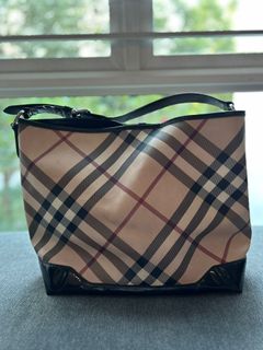 【関税&送料込】Burberry Hats Black 😍😍BRAND NEW AUTHENTIC INSTOCK BURBERRY LEATHER CROSSBODY