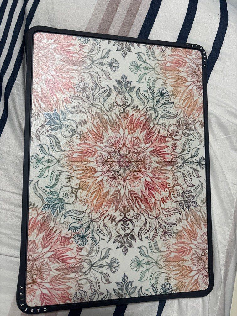 CASTIFY BOHO pattern laptop sleeve hard case (Category: Laptop Bags & Sleeves) located in Singapore. Submitted by silverstarlights (Listing ID 1377585850, Image 1). Description: .
