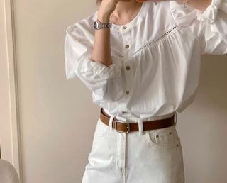 (Category: ) located in . Submitted by jaeeeeehyun (Listing ID 1377700958, Image 1). Description: .