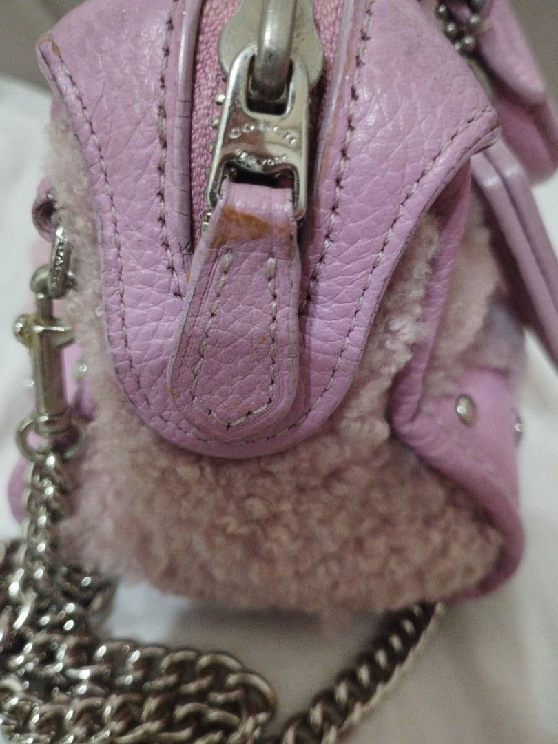 Coach rhyder satchel (Category: Luxury Bags & Wallets) located in Caloocan City. Submitted by shopaholic_cousins (Listing ID 1377609477, Image 3). Description: well loved this is a retail coach.