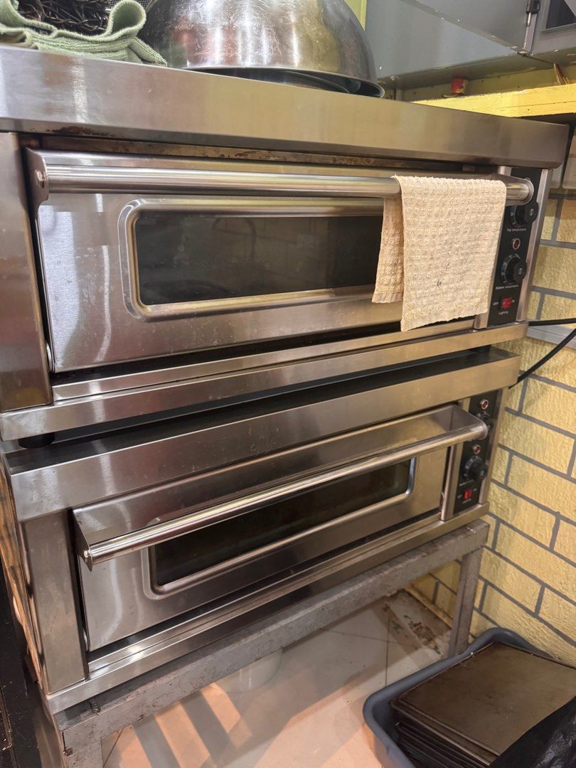 Commercial Oven Electric double decker with stand (Category: Other Kitchen Appliances) located in Quezon City. Submitted by mkstudio88 (Listing ID 1377642570, Image 1). Description: Used for 1ear only RFS - closed bakery .