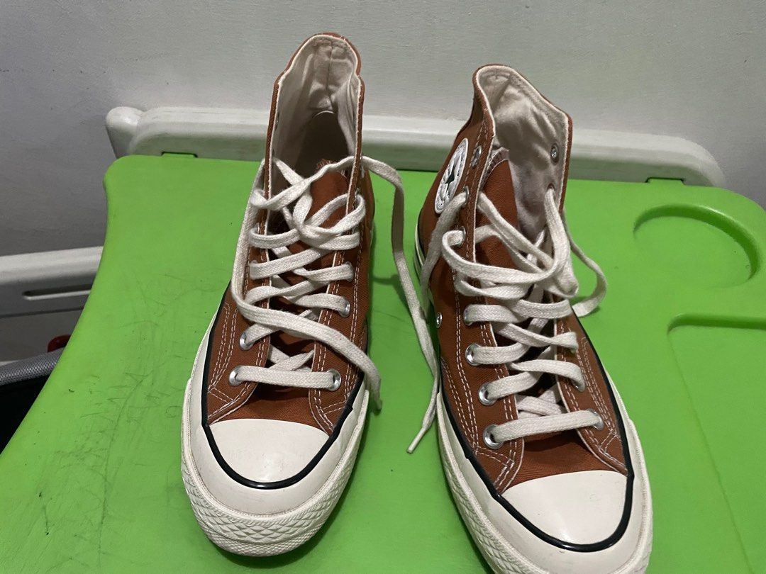 Converse All Star 70s / Chuck 70s (Category: Sneakers) located in Manila. Submitted by razbeh (Listing ID 1377693564, Image 3). Description: Chuck 70s Kahawig niya yun Carhartt x Converse ; brown colorway Size 7 / 25cm Huwag na magchat if tatawad, firm price, Shipping sagot ng buyer Lalamove within Metro Manila.