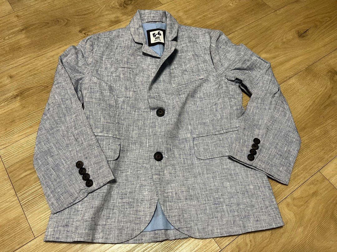 Cotton On kids blazer jacket (Category: Babies & Kids Fashion) located in Singapore. Submitted by charichris (Listing ID 1377743797, Image 1). Description: - Light blue.