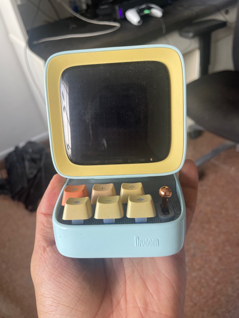 Divoom Mini Retro Speaker - Blue, Audio, Soundbars, Speakers ...