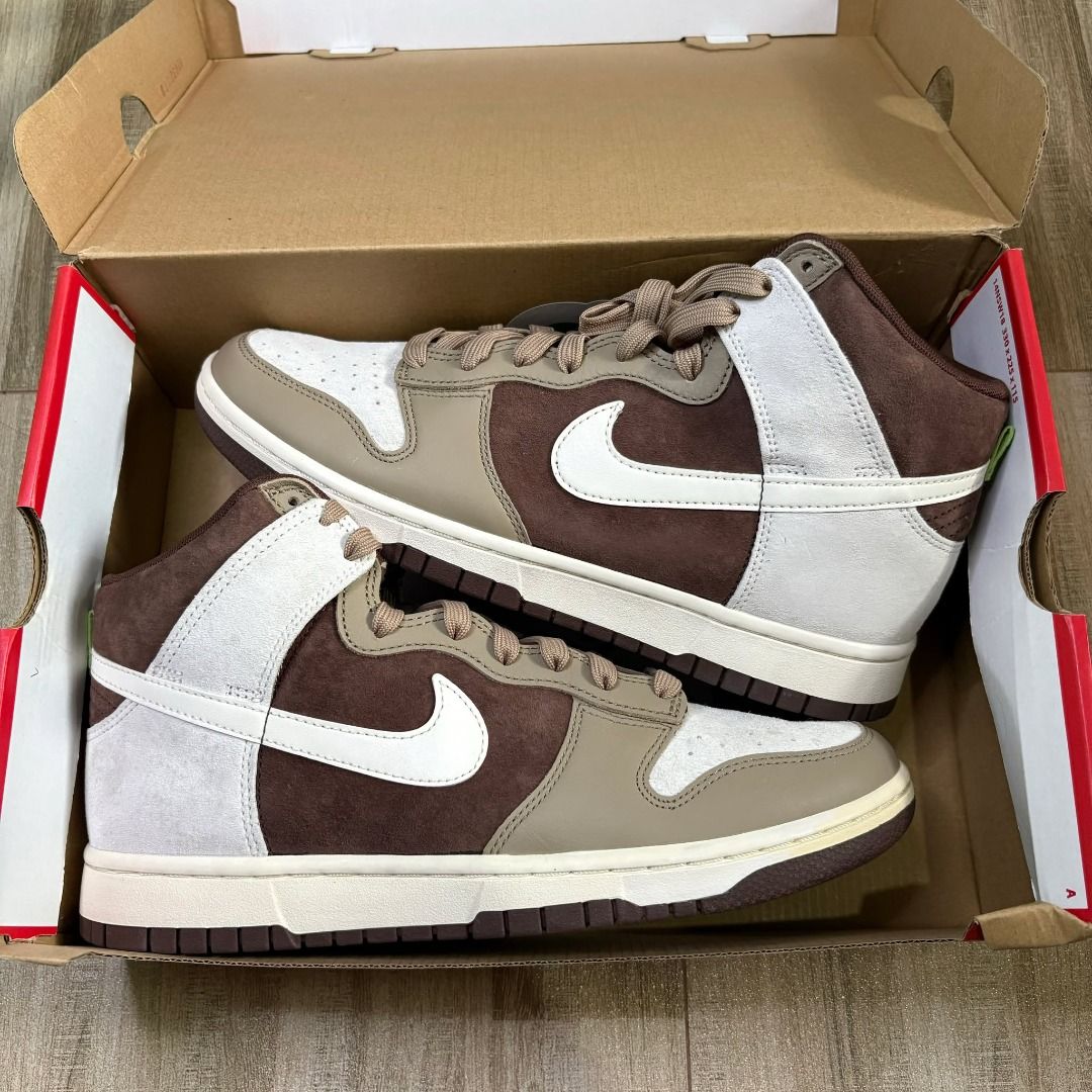 Dunk High Light Chocolate (Category: Sneakers) located in Tagum. Submitted by dpca_ (Listing ID 1377663969, Image 1). Description: Dunk High Light Chocolate size 9 men's ₱4,000 only (SRP ₱5,895) 📍Davao del Norte.