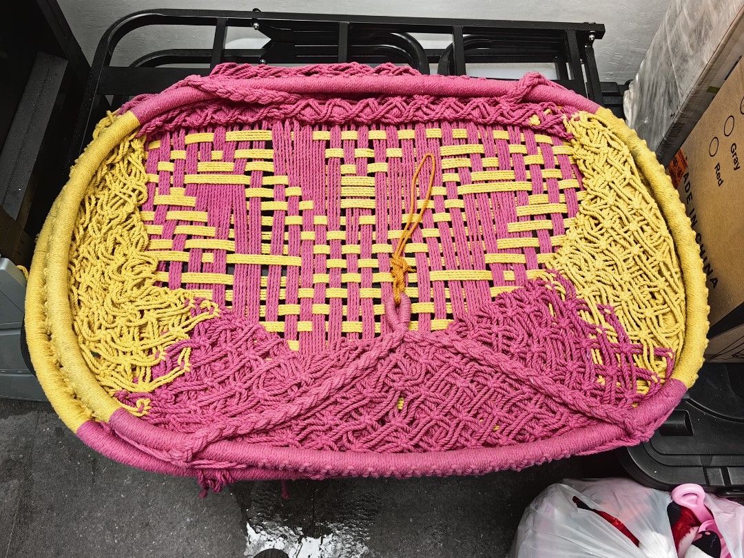 DUYAN masinsin (Category: Children's Beds) located in Quezon City. Submitted by selle_corpus (Listing ID 1377619013, Image 2). Description: Duyan, masinsin. Almost new, just needs cleaning dahil nakatago lang at hindi nagamit. Rfs: bawas gamit sa bahay at wala ng gagamit pa..