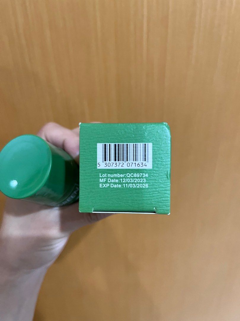 由 uliyanana (刊登 ID 1377716122，圖片 3) 提交，位於 新北市 (New Taipei) 的 ELAMEI 綠茶固體旋轉面膜棒 40g (類別：護膚、清潔產品)，說明：全新 未使用過 家中多的保養品 附上Amazon 查到的保養品資訊（截圖） 有效期限 如圖：11/03/2026。
