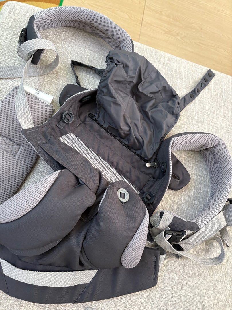 Ergobaby 360 (Infant Insert Included) (Category: Carriers & Slings) located in Santa Ana. Submitted by cottony_budsybuds (Listing ID 1377570526, Image 1). Description: Ergobaby 360, lightly used. Almost new condition. Used a few times Infant insert included.