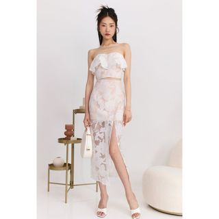 (Category: ) located in . Submitted by pretty_finds_ (Listing ID 1377668334, Image 1). Description: .