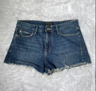 (Category: ) located in . Submitted by plco. (Listing ID 1377606409, Image 1). Description: .
