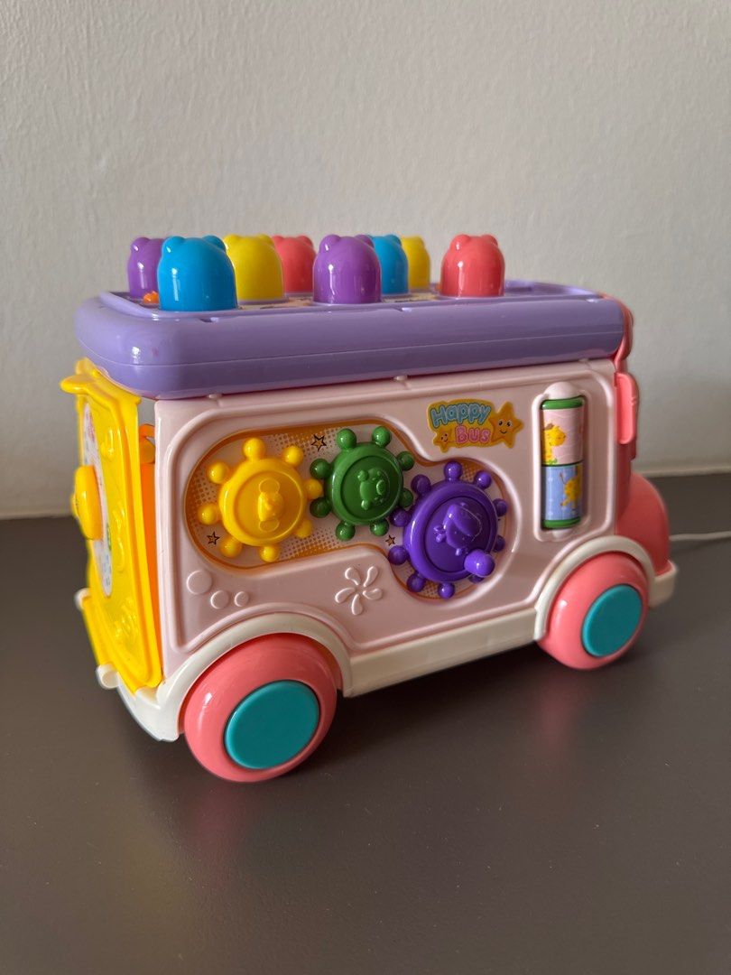 Happy Land Pop-Up School Bus Toy (Category: Infant Playtime) located in Singapore. Submitted by rc131 (Listing ID 1377569701, Image 2). Description: .