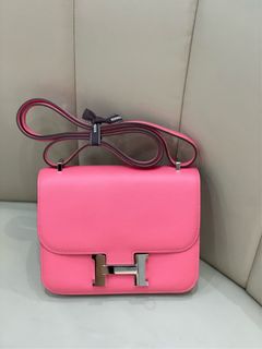 (Category: ) located in . Submitted by ys-luxe.com (Listing ID 1377624727, Image 1). Description: .