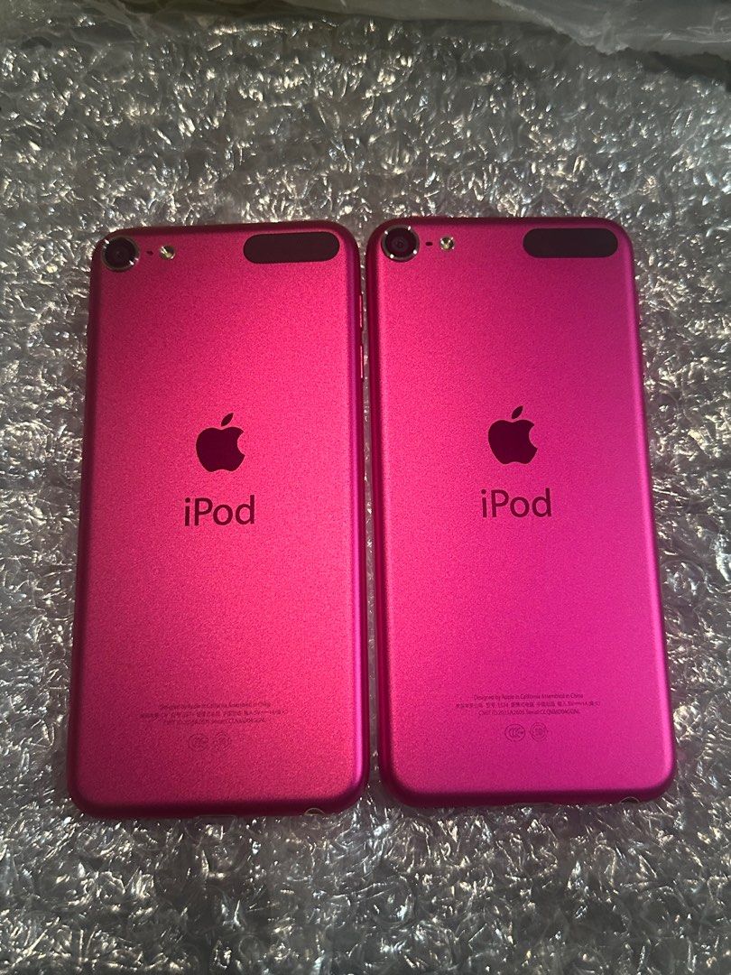 iPod Touch 6th gen Pink 64gb Like New (Category: Others) located in Manila. Submitted by yezdeal2017 (Listing ID 1377703060, Image 3). Description: iPod Touch Gold 6thgen 64gb Super Smooth like new Super Smooth✅✅✅ Sobrang kinis, Music device Movie device Gaming With installed:✅ Sulit na Paid apps games 1,200+ songs 5 movies 100+ music videos We can do meet up in marikina or cubao area. ₱4,500 Price Sale price: ₱4,200 LBC cash on pick up.