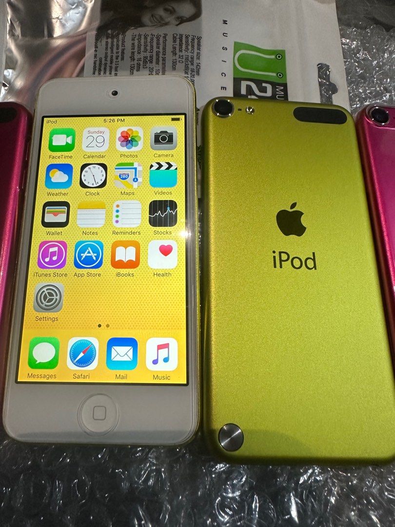 iPod Touch Gold 5th gen 32gb Super Smooth (Category: Others) located in Manila. Submitted by yezdeal2017 (Listing ID 1377702094, Image 2). Description: iPod Touch Gold 5th gen 32gb Super Smooth Good for music Good for movies Good for gaming Good for light browsing meet up; Anonas QC/Marikina Fb page; Retro Gadgets PH LBC Cop..