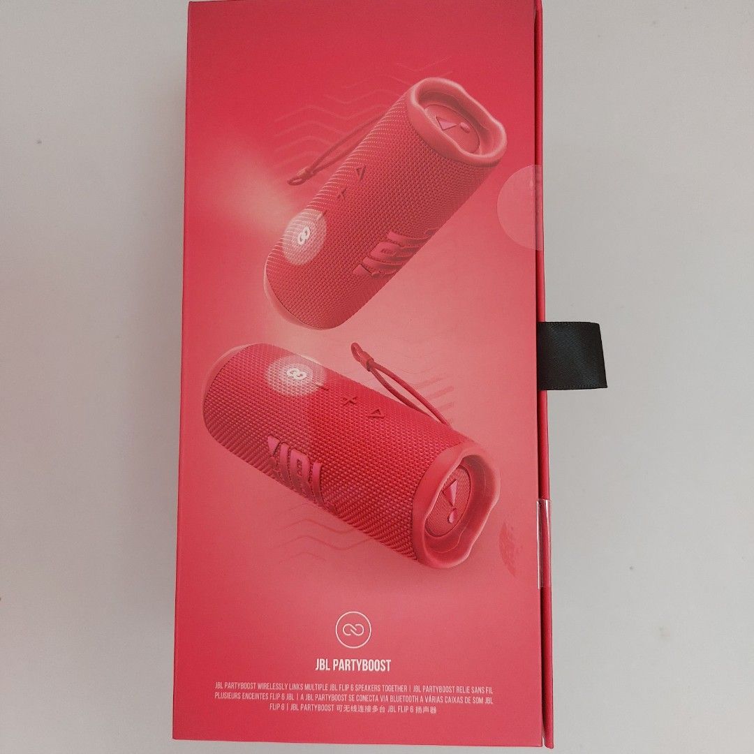 JBL Speaker (Category: Soundbars, Speakers & Amplifiers) located in Valenzuela. Submitted by allsortsathings.mnl (Listing ID 1377752492, Image 2). Description: ✔️AUTHENTIC ✔️BRAND NEW ✔️JBL ✔️Flip 6 ✔️Red 🔴 MOP: GCASH LOC: Metro Manila.