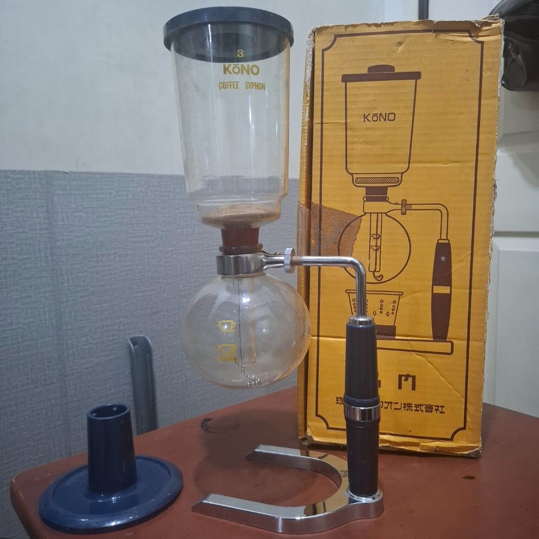 Kono Coffee Syphon (Category: Coffee & Tea Tableware) located in Manila. Submitted by jjprelovedcollections2 (Listing ID 1377727565, Image 1). Description: missing burner. maduming box. Manila Area lang po sana. ayoko magship ng babasagin✌️.