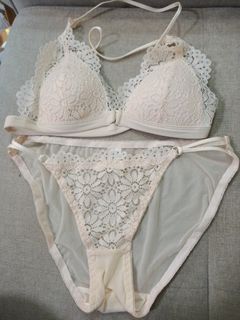 (Category: ) located in . Submitted by sassyclubb (Listing ID 1377752511, Image 1). Description: .