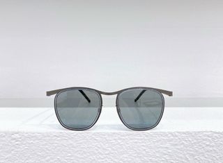 (Category: ) located in . Submitted by fashion.shoppp (Listing ID 1377727263, Image 1). Description: .
