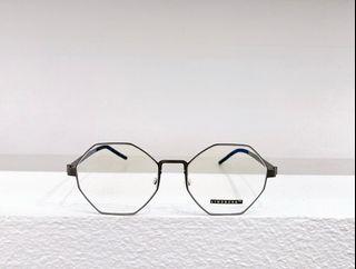 (Category: ) located in . Submitted by fashion.shoppp (Listing ID 1377731099, Image 1). Description: .