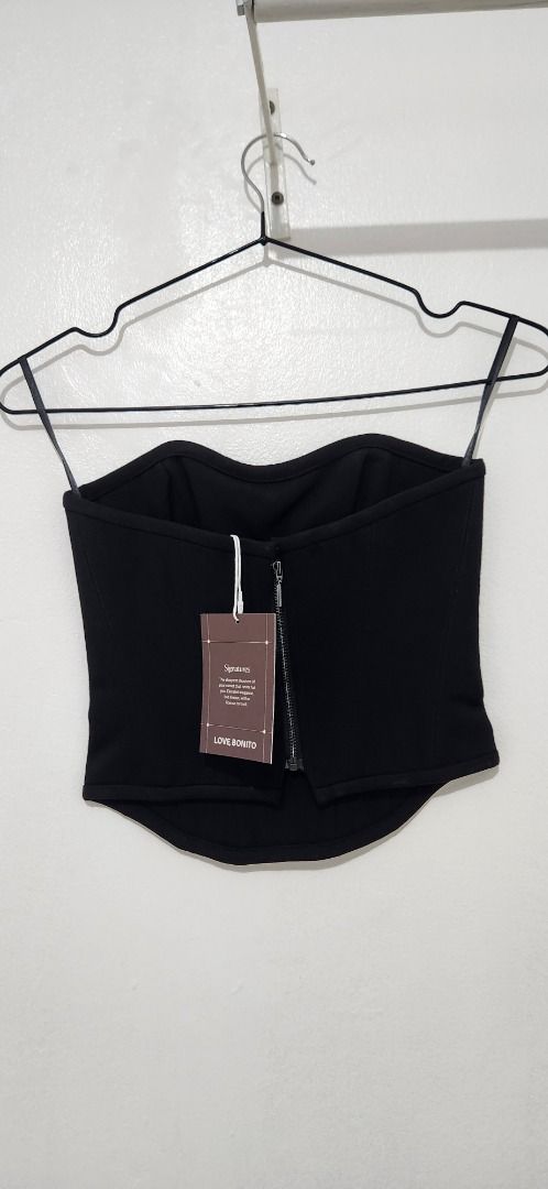 Love, Bonito - Tube Top (Category: Others Tops) located in Quezon City. Submitted by kbspreloved (Listing ID 1377570481, Image 2). Description: Lia Crop Bustier Top - Black Selling just how much i paid for it. RFS: Unfortunately, it does not fit me or it fits me but it does not fit my skin tone. IDK pero the other stuff i bought na XXS top, fits me, but this one does not. i really love this :(, if you thought this has a S***n dupe, ibang iba mas 