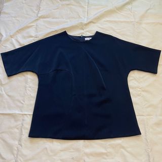(Category: ) located in . Submitted by lavendery (Listing ID 1377630666, Image 1). Description: .