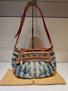 (Kategori: ) berada di . Dikirim oleh onemorestyleauth (ID iklan 1377628926, Gambar 1). Deskripsi: .