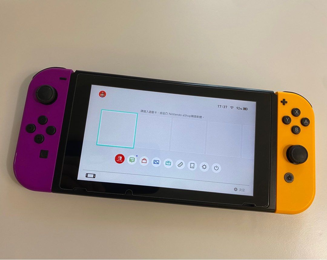 蒐機王】任天堂Switch HAC-001 遊戲主機黑色【可用舊3C折抵購買