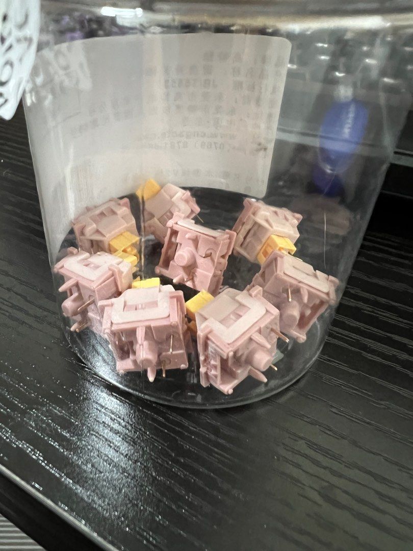 outemu honey peach silent linear switches (8 pc) (Category: Computer Keyboard) located in Singapore. Submitted by mailingpreferred (Listing ID 1377613750, Image 1). Description: selling 7 pieces of outemu honey peach silent linear switches .