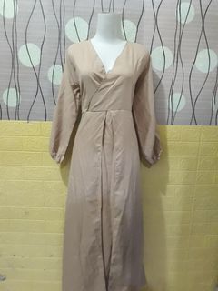 (Kategori: ) berada di . Dikirim oleh 3rsecond.thrift (ID iklan 1377561052, Gambar 1). Deskripsi: .