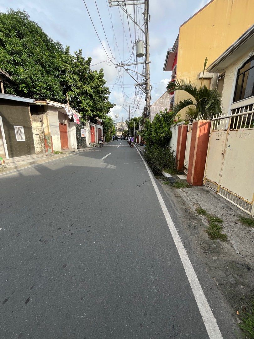 Pateros Apartment for Rent (Category: Apartments & Condos) located in Pateros City. Submitted by dly_e (Listing ID 1377668470, Image 3). Description: New Commercial/Residential Studio Unit for Rent – Pateros 🏢 New Commercial/Residential Studio Unit for Rent – Pateros 🗓 Available starting June 28, 2025 Looking for a fresh, flood-free space for living or running a small business? This brand-new commercial/residential studio unit in Pateros is per