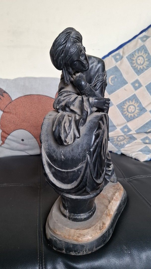 Patung eropa bronze (Kategori: Pajangan Antik) berada di Jakarta Pusat. Dikirim oleh mardisurya34567 (ID iklan 1377708889, Gambar 2). Deskripsi: .