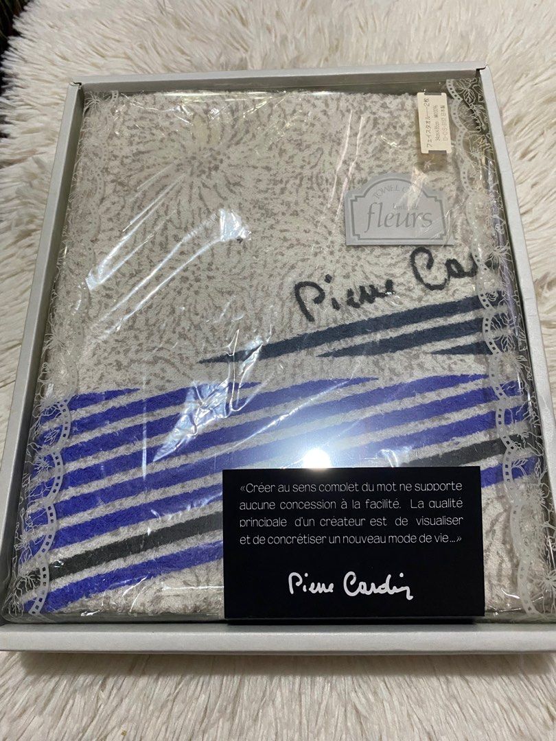 Pierre Cardin Bath Towel (Category: Towels, Napkins & Holders) located in Bulacan. Submitted by rich2545 (Listing ID 1377598056, Image 2). Description: .