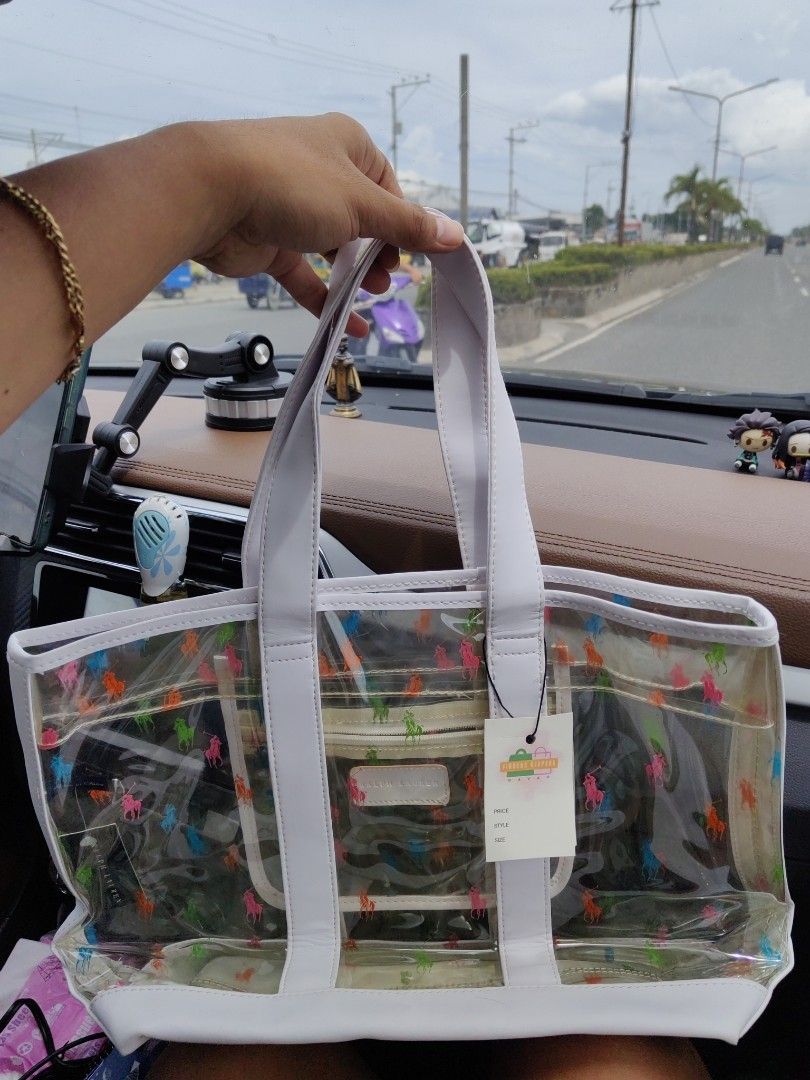 RALPH LAUREN (Category: Luxury Bags & Wallets) located in Davao. Submitted by daneyvintage (Listing ID 1377591011, Image 1). Description: like new.