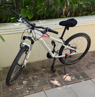 (Category: ) located in . Submitted by g2020 (Listing ID 1377610969, Image 1). Description: .